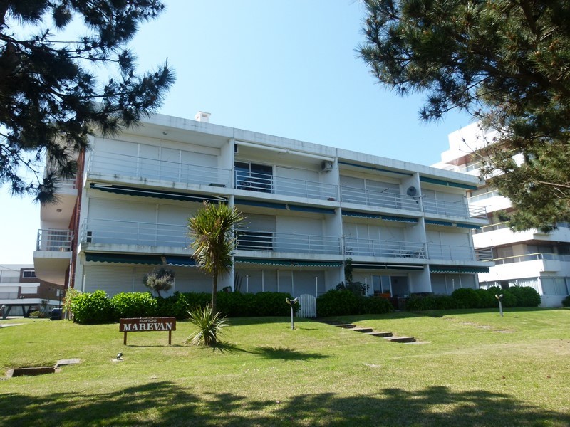 Departamento en venta en primera linea de mansa